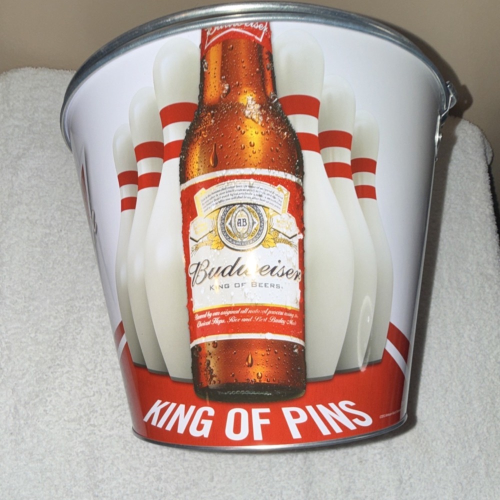 Budweiser King Of Pins Metal Ice Bucket with Handle, Advertising Party Barware
